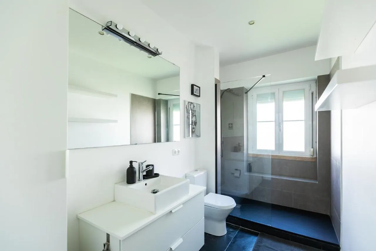 Ambassador River View Suites Лиссабон